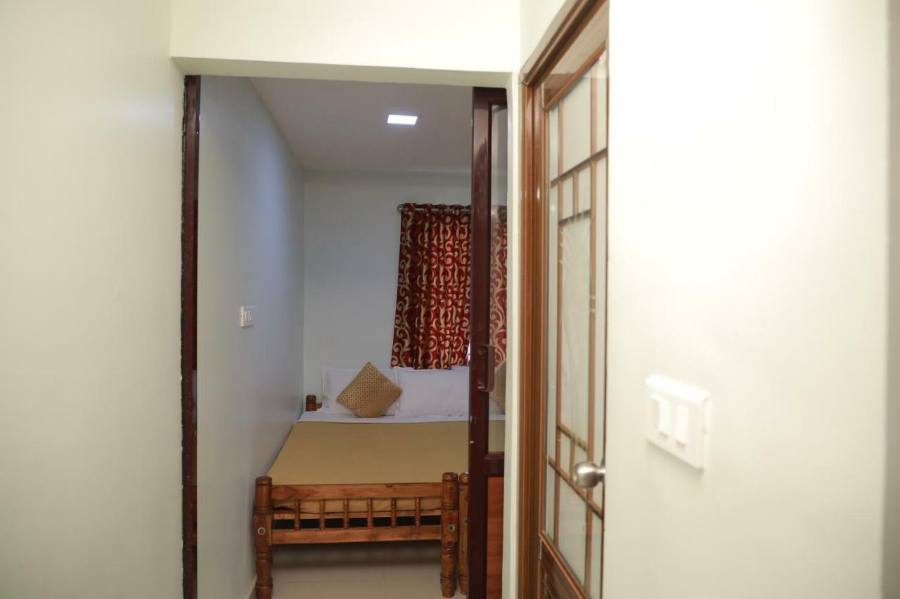 Pavithram Residency Bed & Breakfast Kollam Exterior photo
